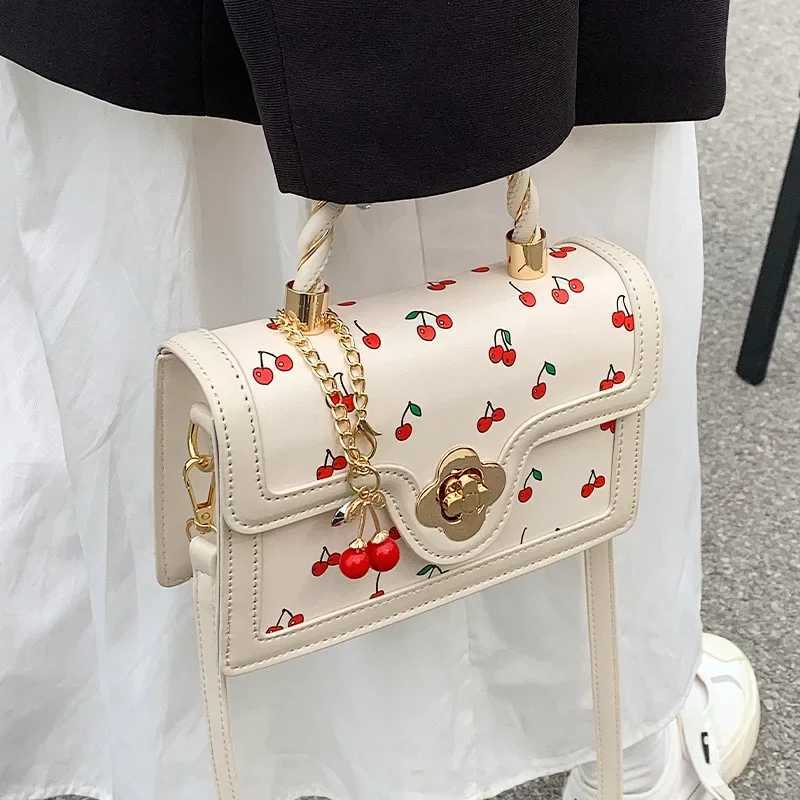 High-quality Texture Fashion Handbag Female Spring Summer 2024 New Tide Niche Crossbody Bag Yangqi Hundreds of Small Square BagsC241116