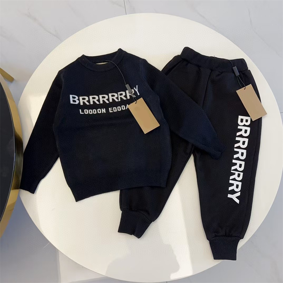 Quality Autumn/winter designer children's wear sewn Zipper jacket suit sweater designer sportswear children's wear size 90cm-150cm A19