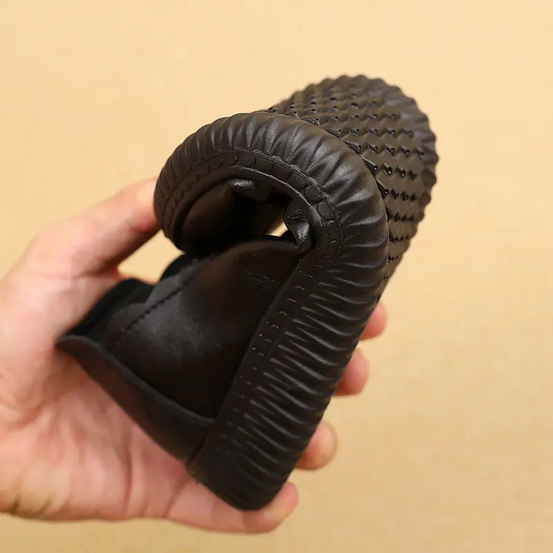 Soft womens leather shoes comfortable in spring and summer black jacket Oxford apartment womens sneakers grandma Mochaxin nurse 241115