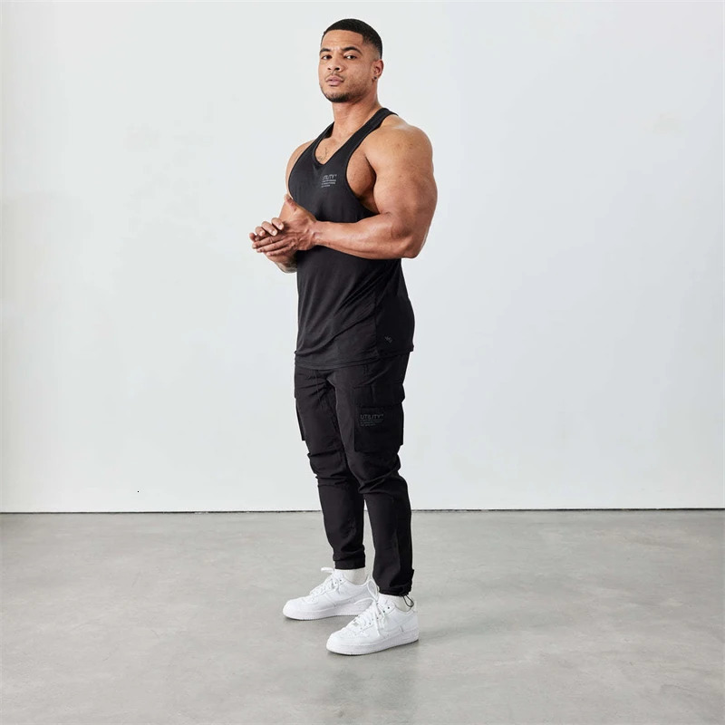 Summer Mens Sports Fitness Tank Top Jogger Gym Running Training clothing Sleeveless T-Shirt Quick Breathable Elastic Vest 240402
