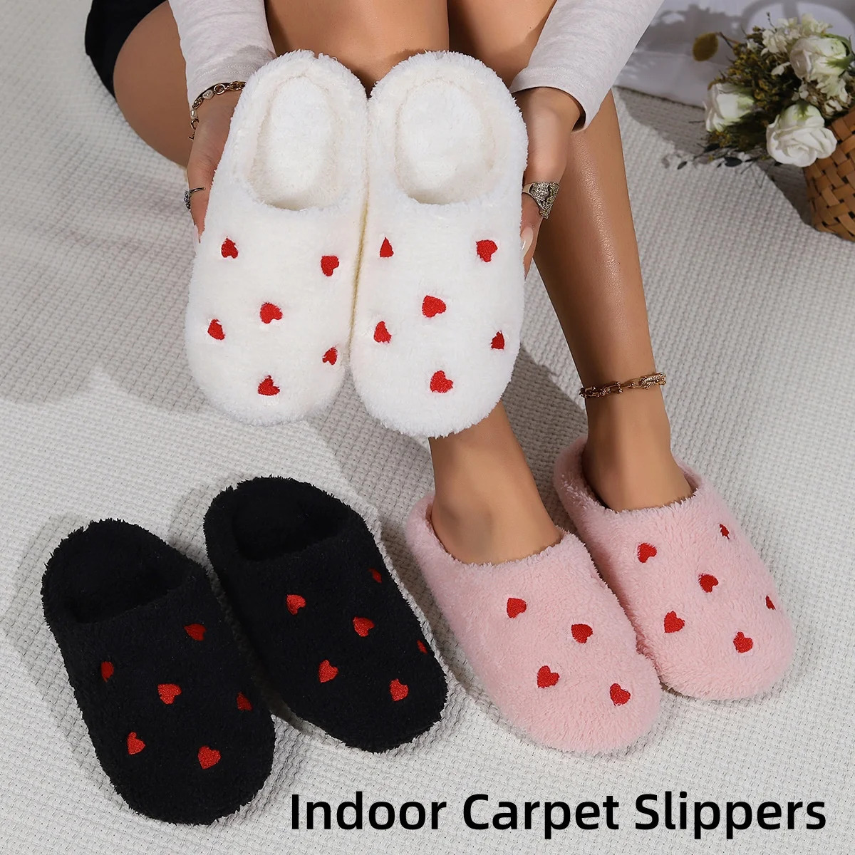 Winter Womens HeartShaped Slippers Love Mute Soft Sole Shoes Indoor Comfortable Cute Silent Carpet Light Living Room 241115