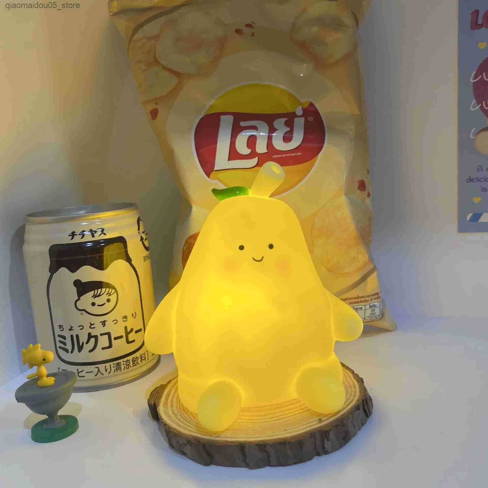 Lamps Shades Creative Pear Fruit Night Light Cartoon Baby Room Bedside Light Glowing Toy Birthday Gift Childrens Bedroom Decoration Table Light Q24041