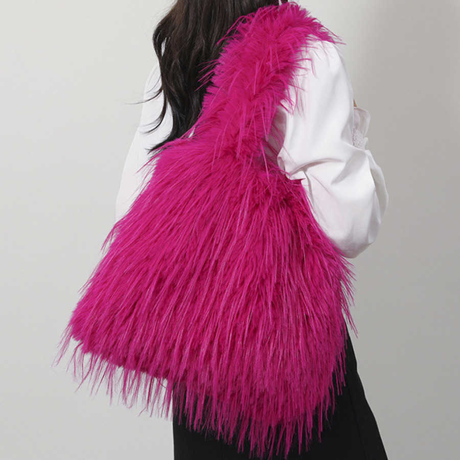 Autumn Winter Tote Bag Large Capacity Shopping Bags WoMens New Style Tassel Shoulder Bag Long Plush Fashion Bag 241104