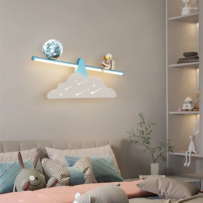 Lamps Wall Cute Mini Astronaut Style Modern LED Lights Living Children Study Room Baby Bedroom Bedside Home Indoor Lighting