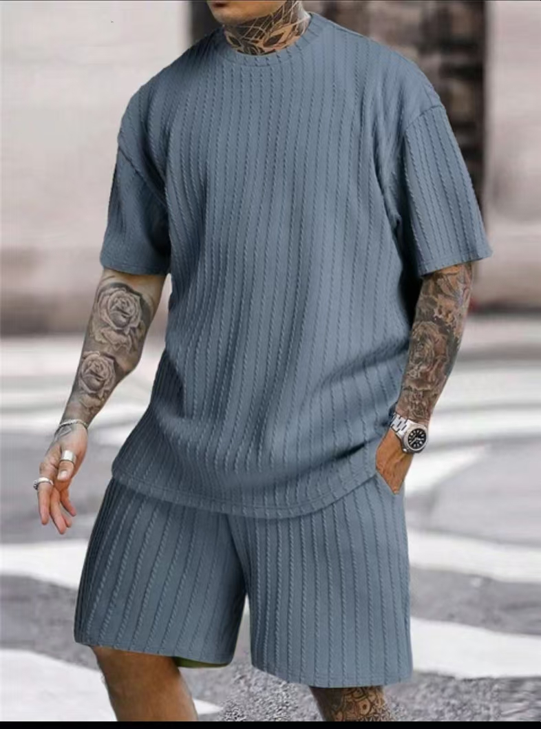 Designer men's sports suit solid color round neck pullover vertical T-shirt shorts two-piece casual suit