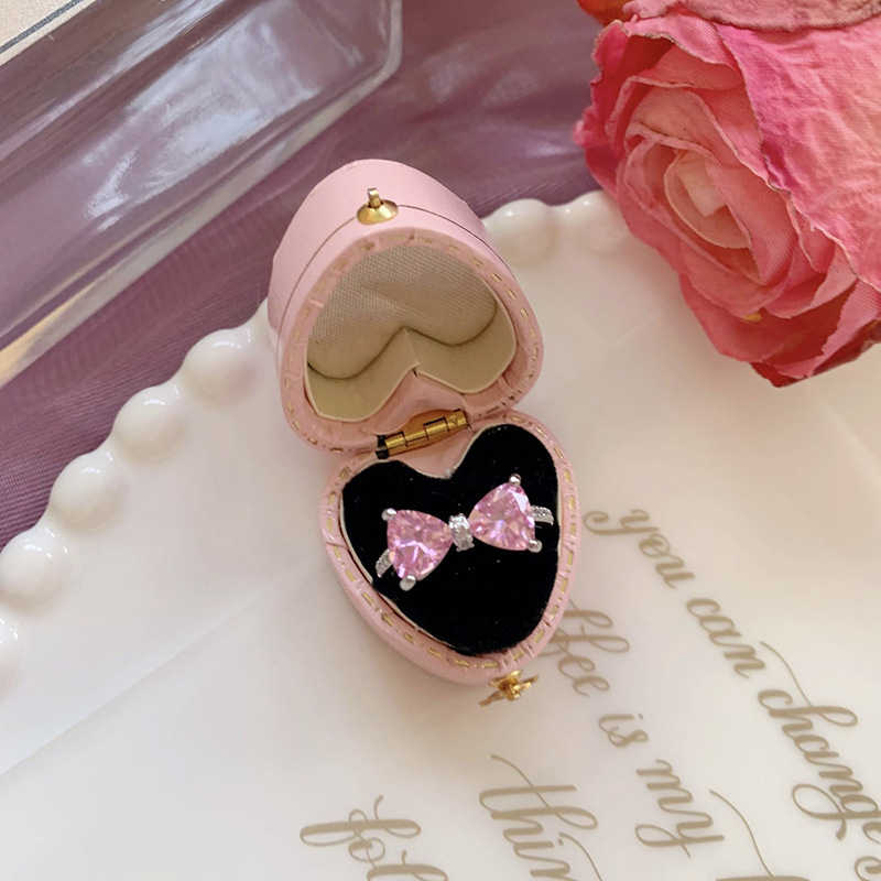 Free shipping 2024 Spring Summer Cute Pink Bow Butterfly Rings for Women Girls Sweet Bowknot Charm Crystal CZ Zircon Dia Designer Chinese Nail Finger 