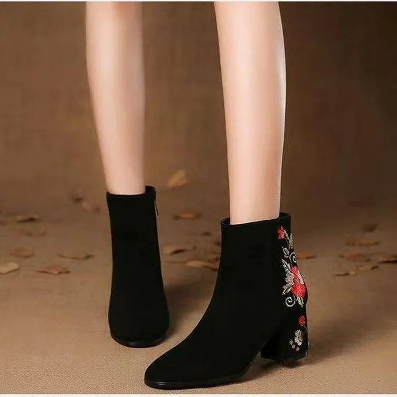 Comemore Womens Ankle Boots Autumn Winter Warm Cotton Shoes Womens Suede Middle Heel Embroidered Middle Tube Boots Womens 40 241115