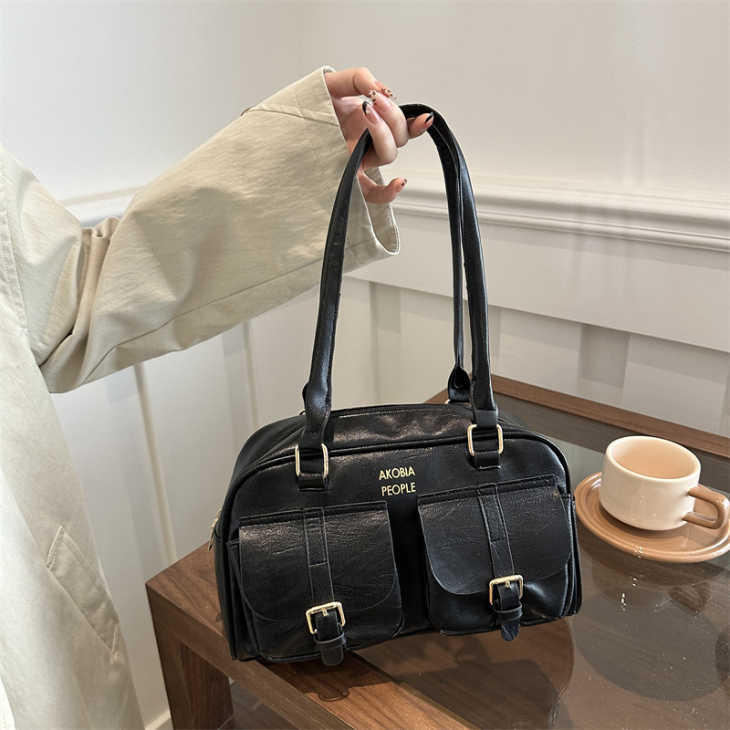 Designer's new women's for autumn and winter, large capacity high-end single shoulder bag, Korean version handbag, oil wax leather armpit ba