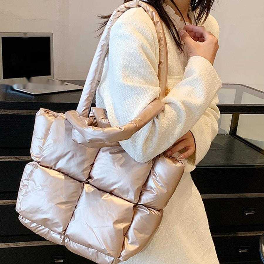 Down Bag WoMens Fashion Shoulder Bag Large Capacity Tote Bag High-end Feel Shiny Surface Handbag Simple Grid Cotton Jacket Bag 241104