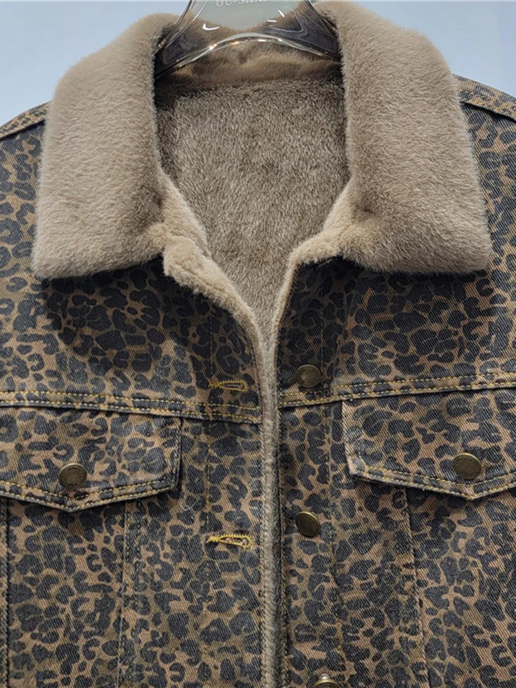VGH vintage leopard print spliced denim coat for women fur lapel long sleeved spliced work pocket streetwear short sleeved jacket for women 241115