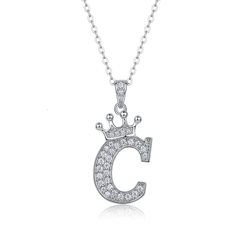 S925 Silver Ice Mo Silica Crown Letter Pendant Necklace Womens Exquisite Jewelry White Gold Diamond 26 Letter Necklace Passes Tester 241116
