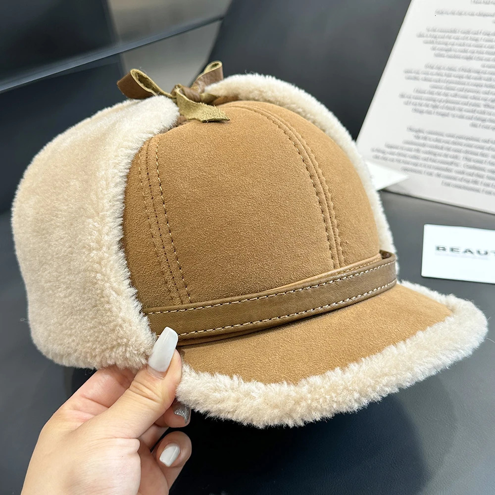 Winter High Quality Leather Hat Men Fur Lamb Wool Warm Thick Earflaps Bomber Hats Mens Baseball Cap Russian hats 241116