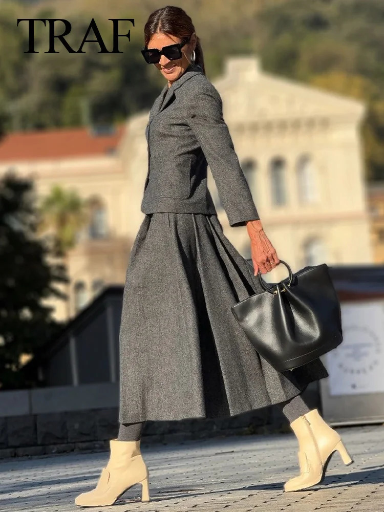 TRAF Autumn Womens Clothing Trend Solid Vneck Texture Slimming JacketWrinkled Commuting Office 241115