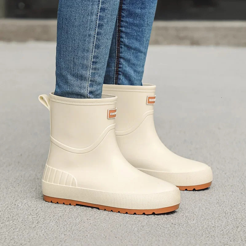 Versatile Adult Womens Rain Shoes Waterproof Nonslip Wearable Comfortable For Grocery Shopping Kitchen Use Soft Sole 241115