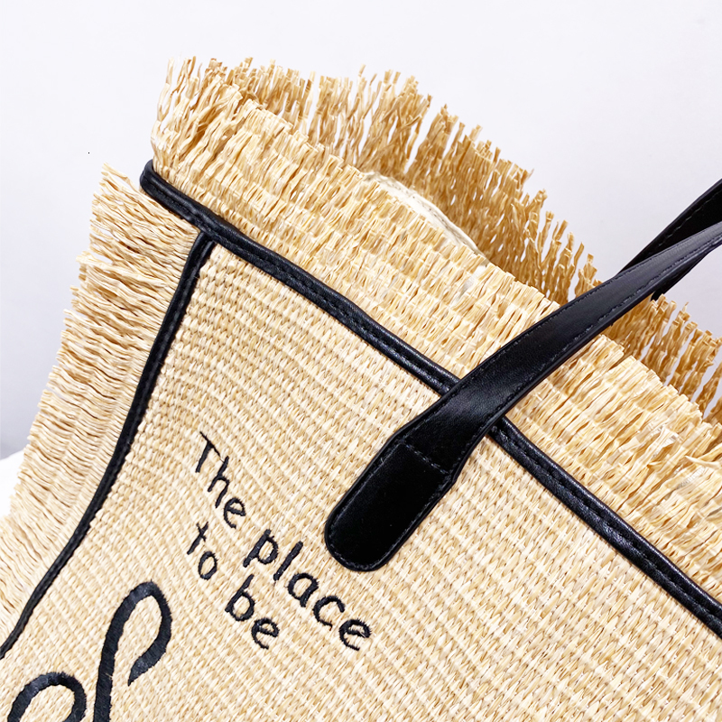 Straw Hand Woven Women's Handbag Designer Handbag New Casual Tassel Decoration Large Capacity Handbag