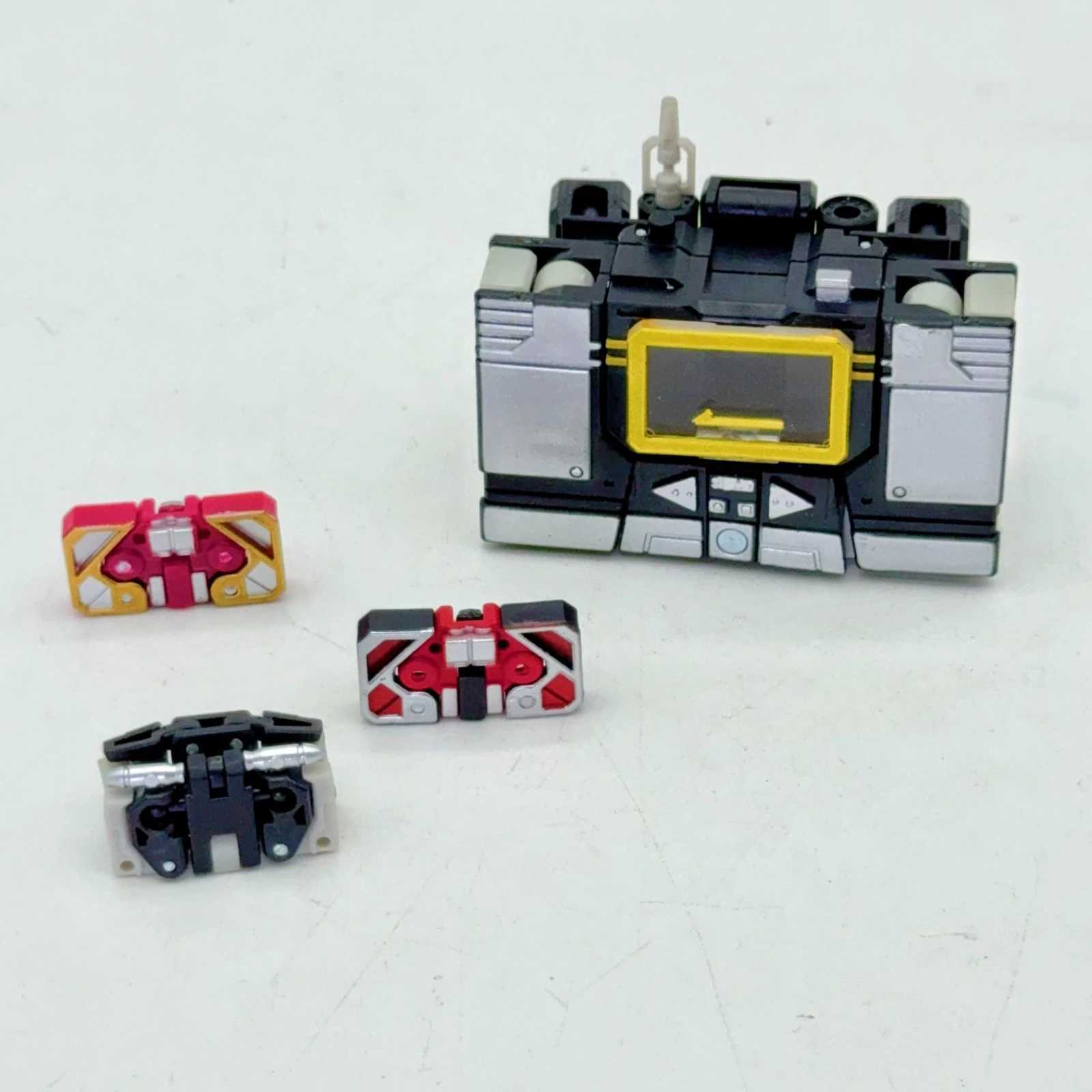 New PT-04 Black Soundwave PT04 PT04B Conversion Tape G1 Mini Pocket War KO DX9 Action Picture Robot Toy Christmas Childrens Gift X24111511