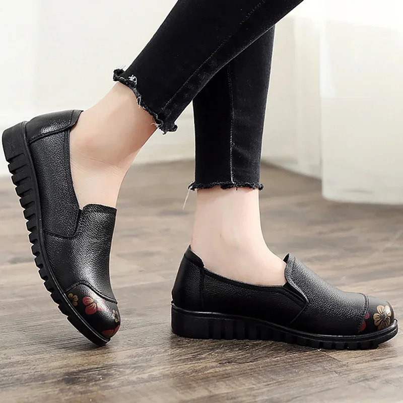 BEYARNEGENUINE Womens Large Leather Shoes 4.5-9 Round Toe er Flat Shoes Womens Hard Wear Lightweight Shoes Spring/Autumn E010 241115