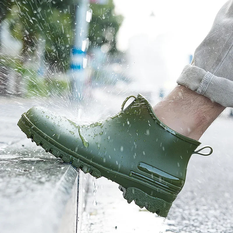 Rain Shoes Mens Nonslip Waterproof Shoes Outdoor Fashion Wearresistant Plastic Shoes Winter Cotton Warm Short Rain Boots y241115