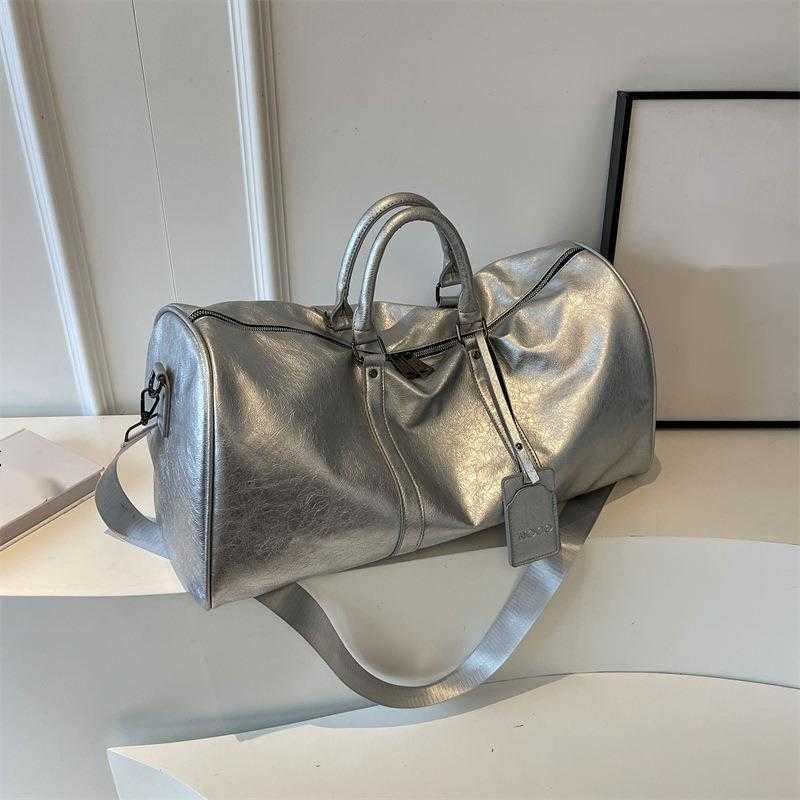 Crossbody Fitness Bag Spring Leisure Fashion Soft Leather Delivery Bag One Shoulder Travel Bag Luggage Bag