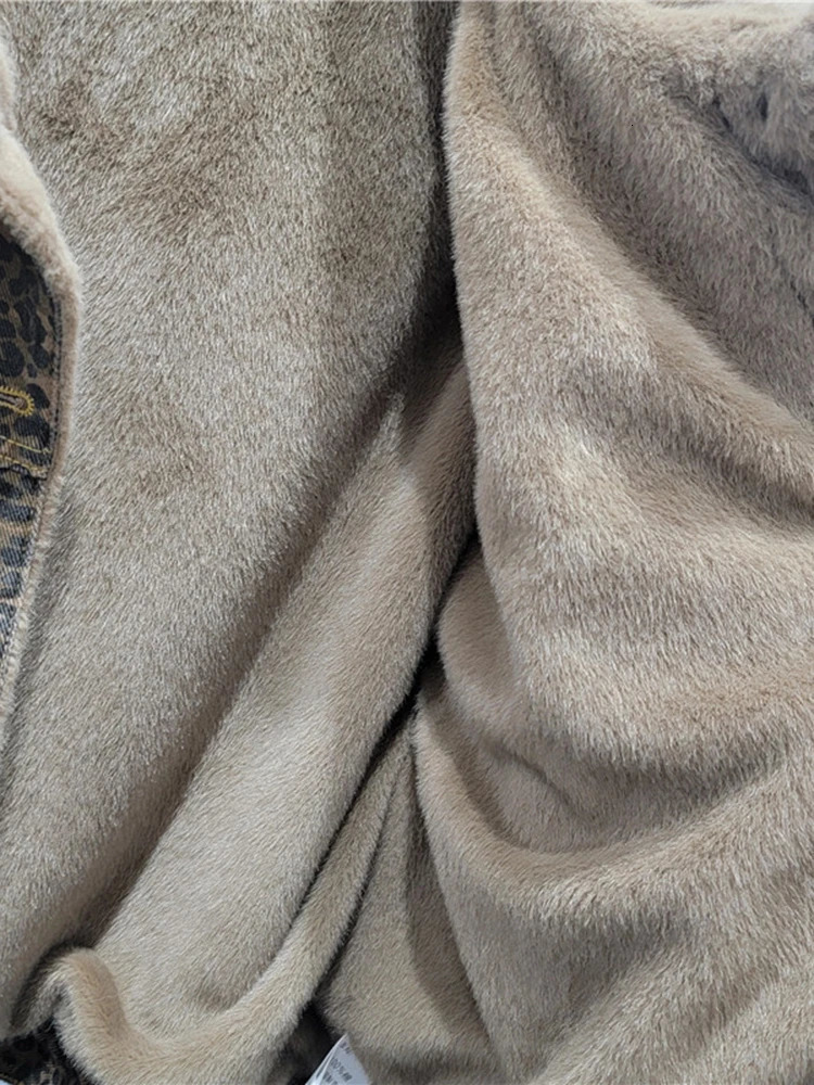 VGH vintage leopard print spliced denim coat for women fur lapel long sleeved spliced work pocket streetwear short sleeved jacket for women 241115