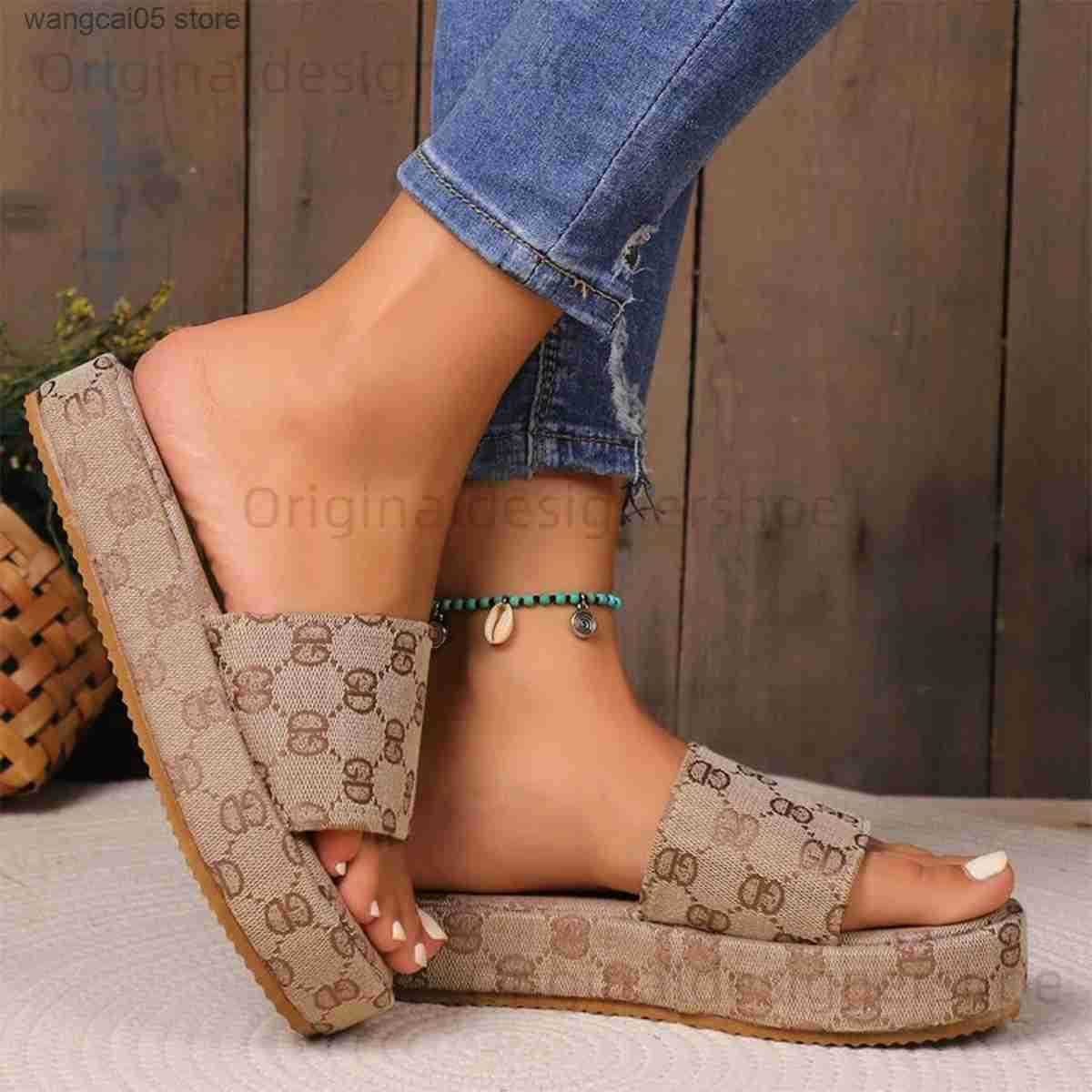 Slippers Slippers Oversized Thick Sole Slippers for Women Outwear 2024 Summer New Round Head One Line with Matsutake Thick Sole Elevated Slippers T240416