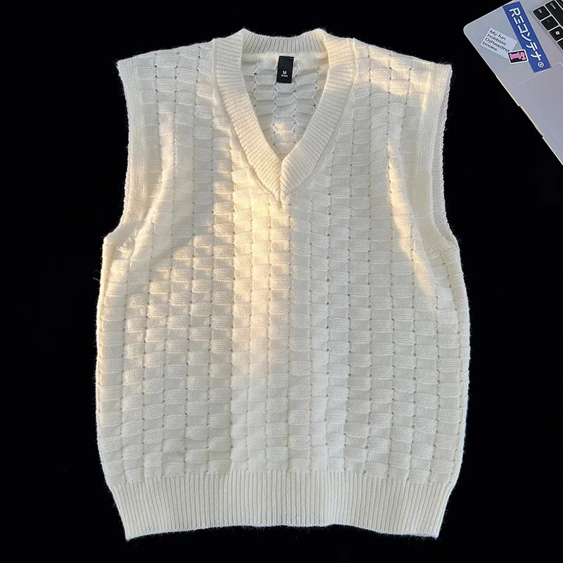 Simple Jacquard Horizontal Checkered Pattern Vest Cotton Soft Yarn Men Knitted Sweater Trendy Shoulder n VNeck Sweate 241115