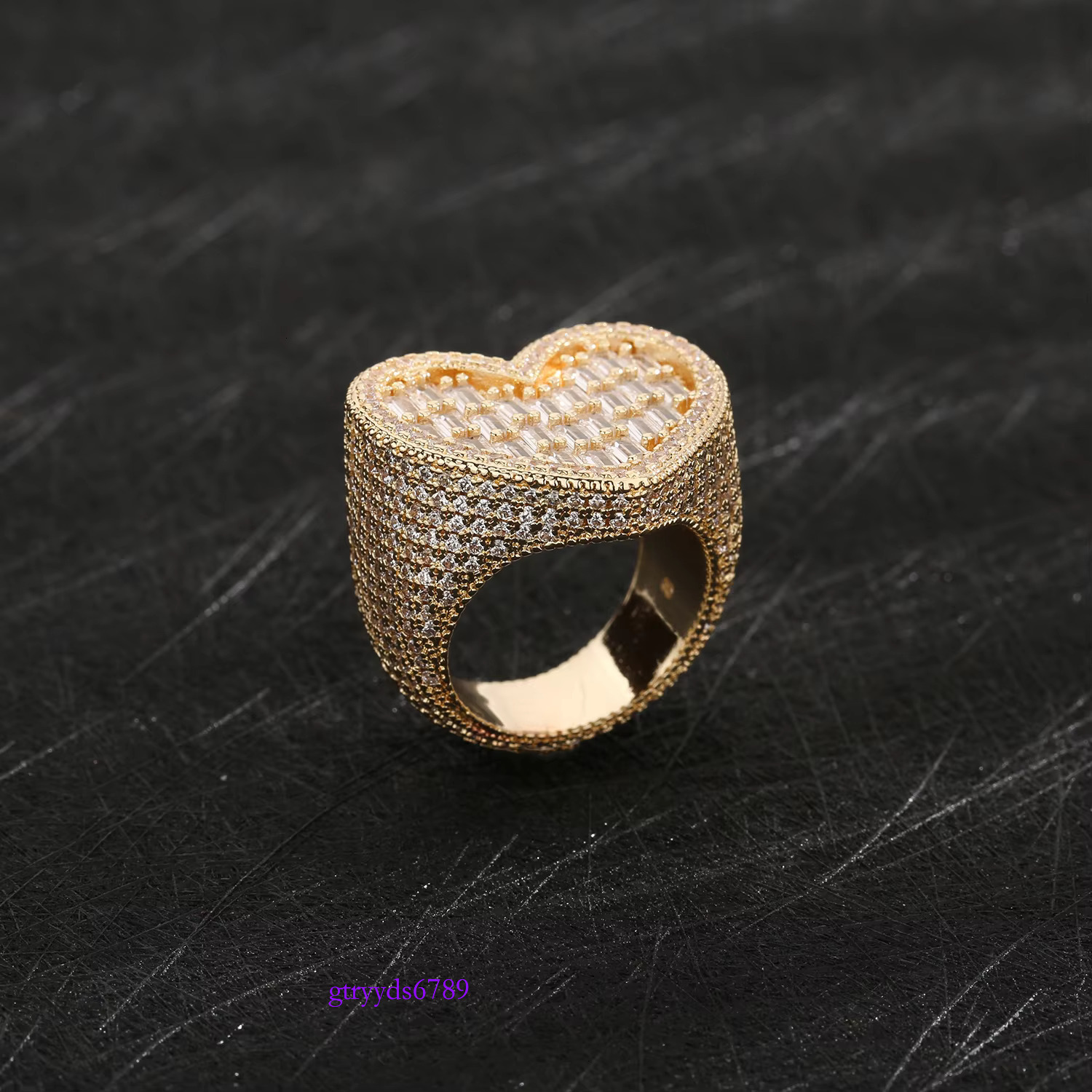 Hip Hop Fashion Trend Micropaved Zirconia 14K Gold Design Love Ring for Women