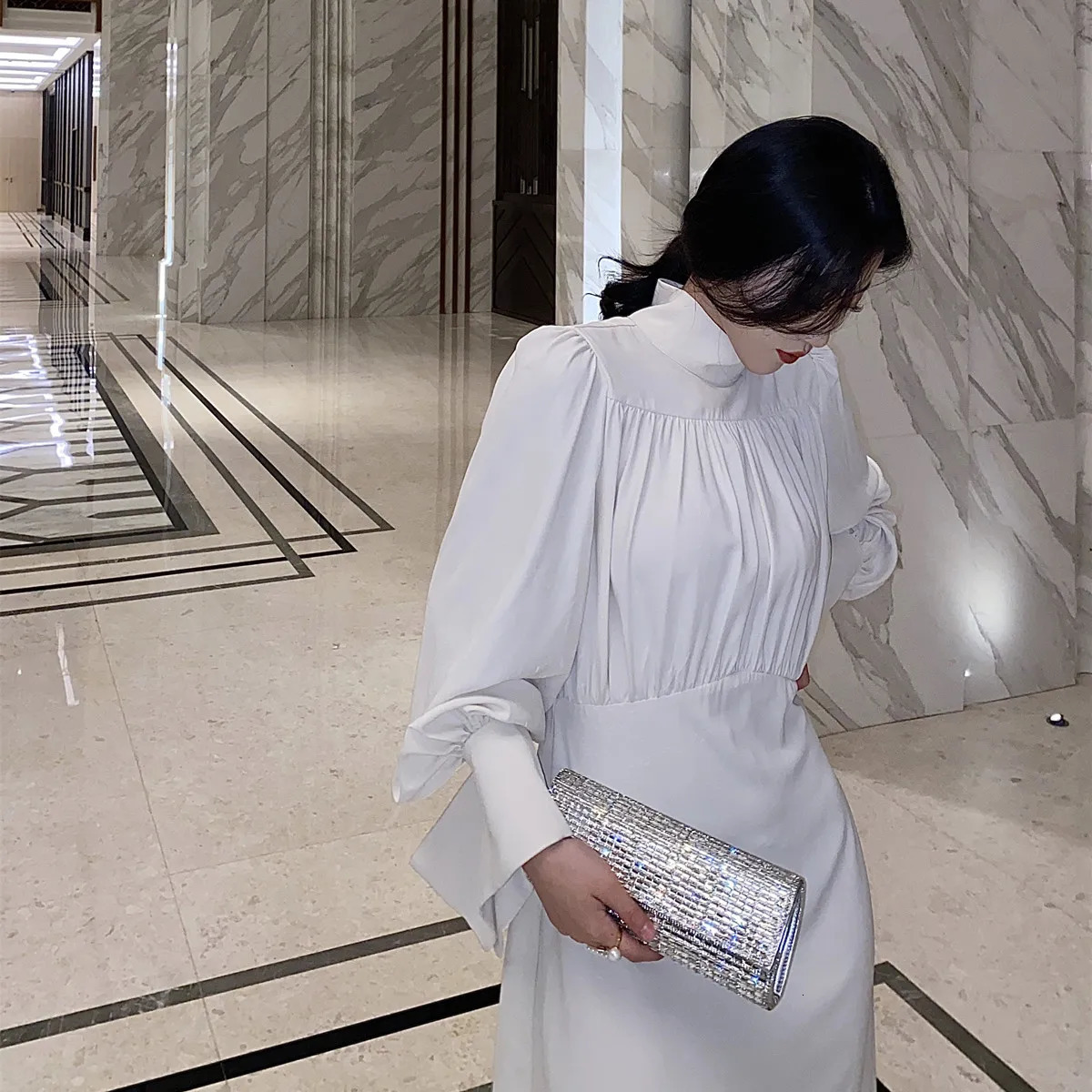 Diamond clutch wallet and handbag womens party evening bag with rhinestones wedding clutch womens shoulder bag Bolso 241115