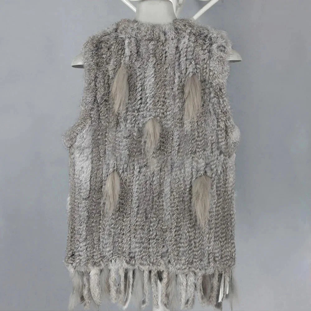 Wholesale Women Genuine Rabbit Fur Vest Fashion Tassels Knitted Waistcoat Winter Lady Warm Natural Sleeveless Coat 241108