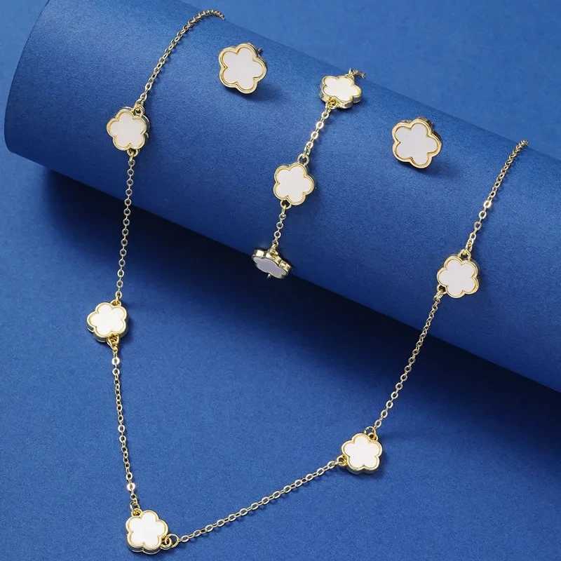 Lucky Five-petal Flower Five- Bracelet Earrings Necklace Three-piece set for woman Stylish Accories Party JewelryXJ250109