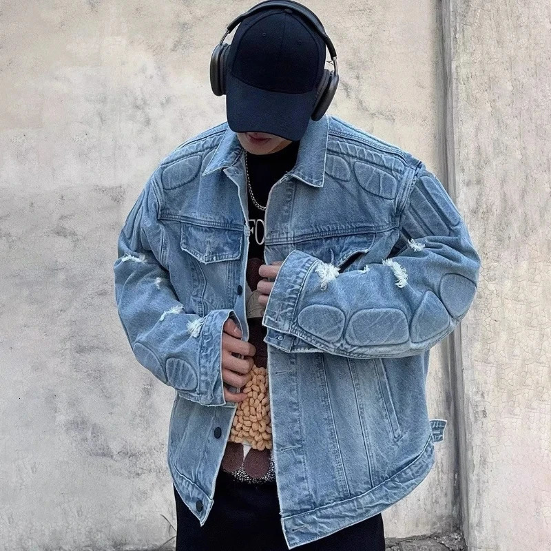 Retro Convex Turtle Shell Denim Jacket Men Hip Hop Ripped Hole Loose Harajuku Bomber Coats Cropped Street Autumn Jeans Outwear 240417
