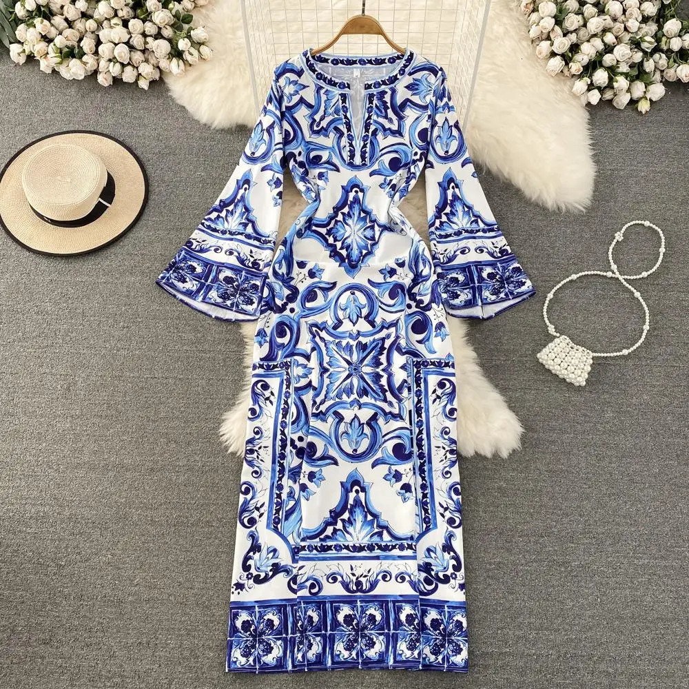 Summer Runway Blue And White Porcelain Long Dress Women ONeck Flare Sleeve Floral Print Bohemian Side Split Loose Robe Vestidos 240410