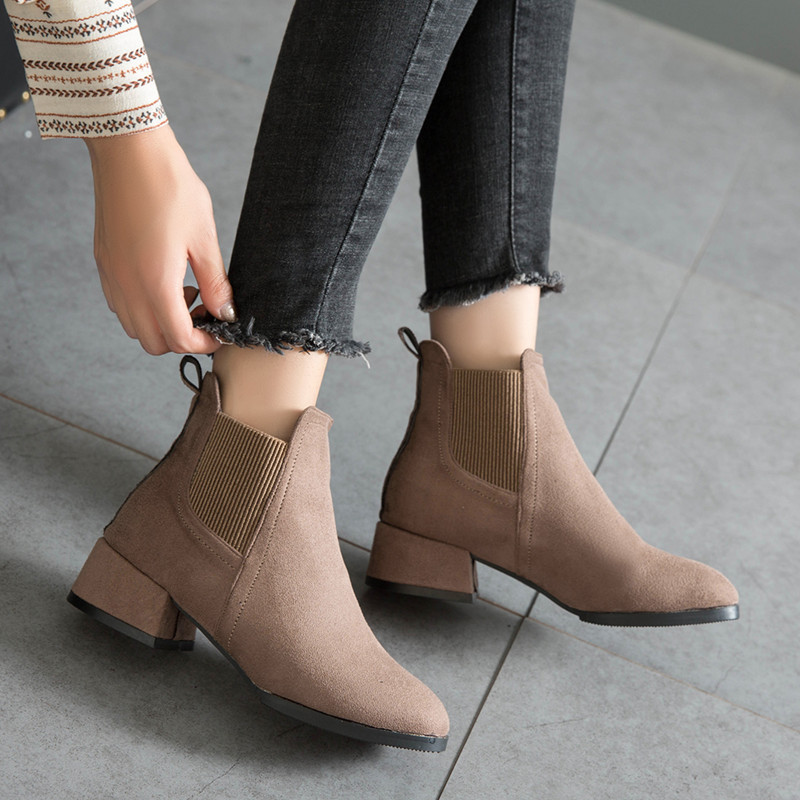 Chic Matte Short Boots: Stylish Round Toe Retro High-Heel Comfort Boots, Black/Tan 6514