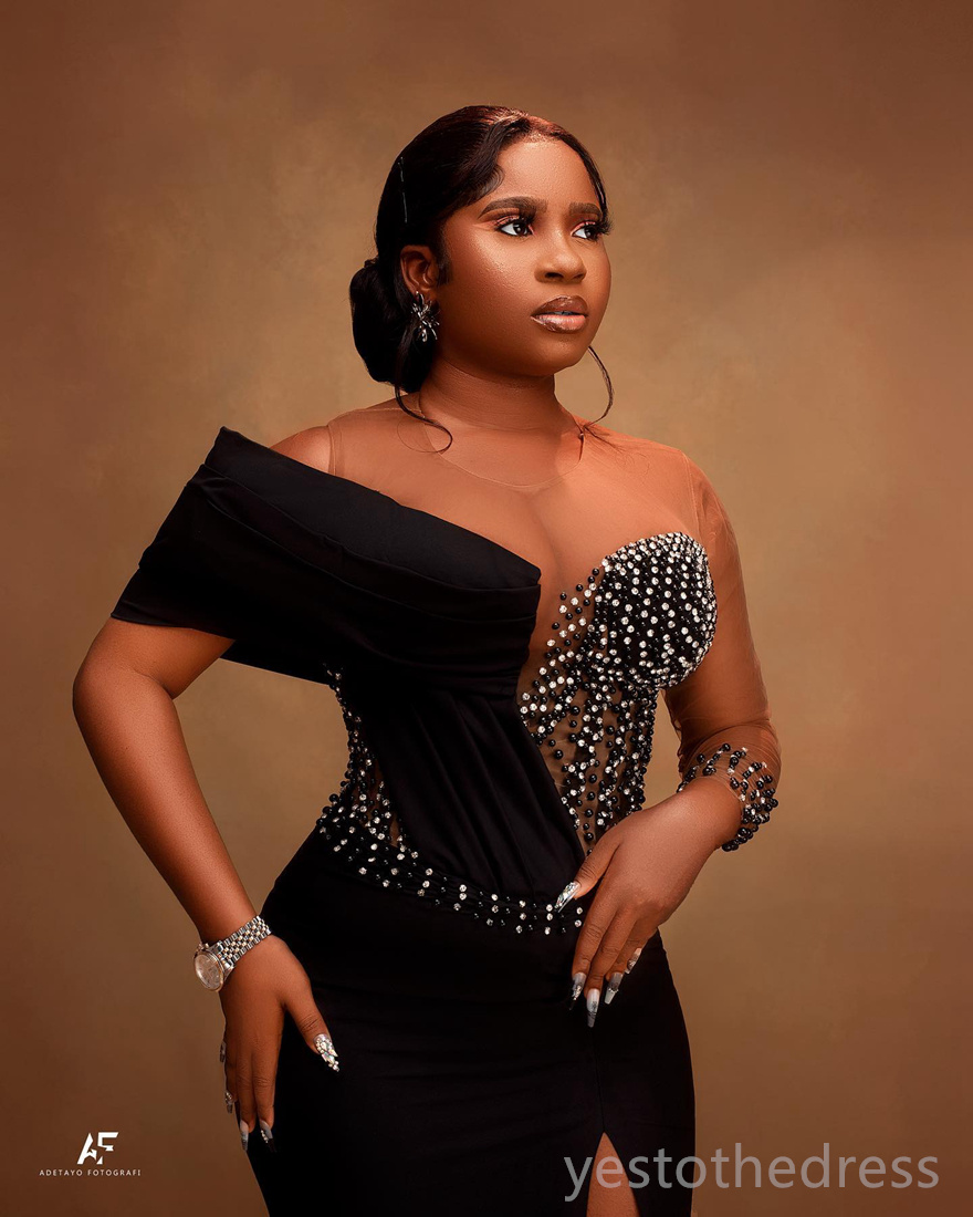 2024 Plus Size Black Prom Dresses for Black Women Illusion Mermaid Evening Formal Gowns Long Sleeves Beaded Rhinestones Birthday Party Dress Reception