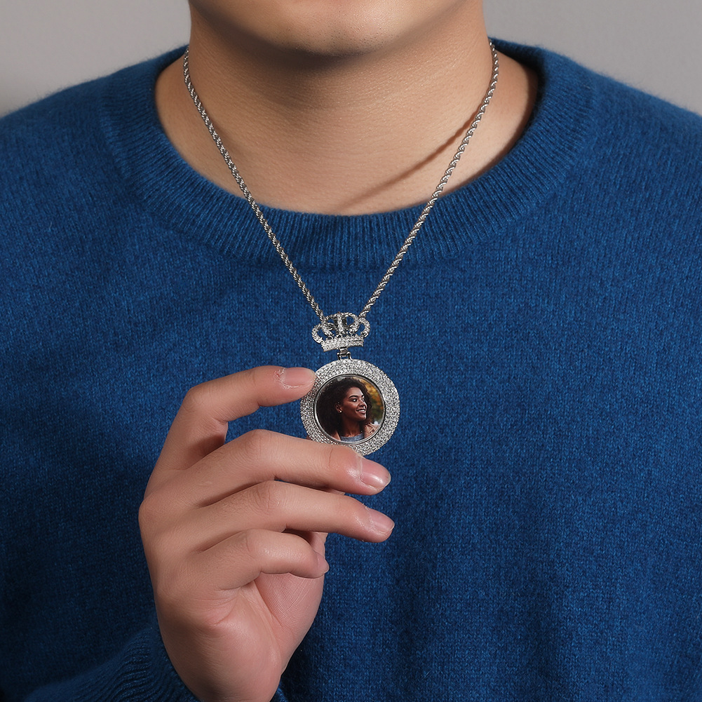 Custom Photo Pendant Necklace Crown Clasp Round Memorial Frame Medal Pendants