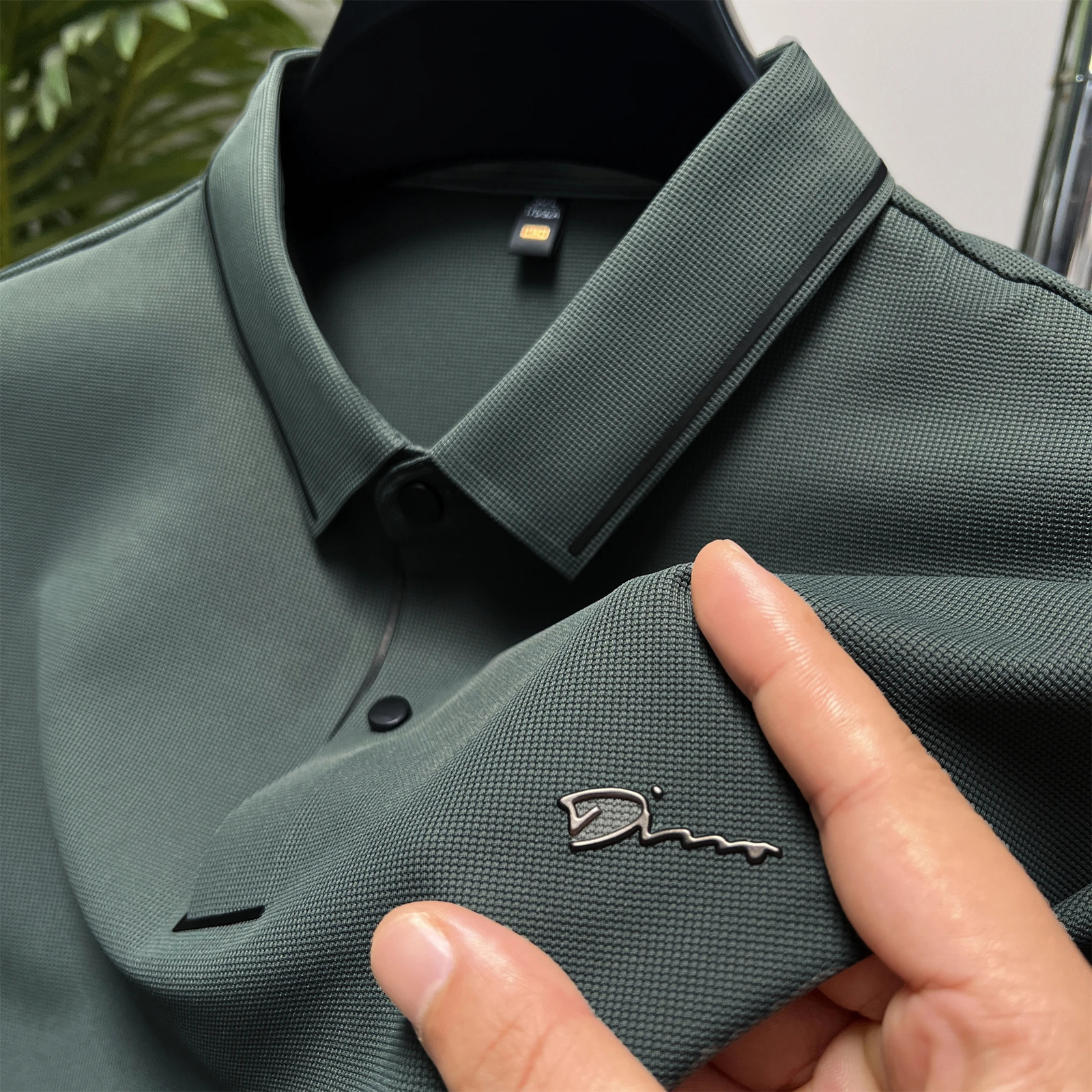 Light Ice Silk Mens Polo Shirt Summer Lapel Letter Embroidered Short Sleeve British Fashion Trend Handsome Mens T-shirt 240415