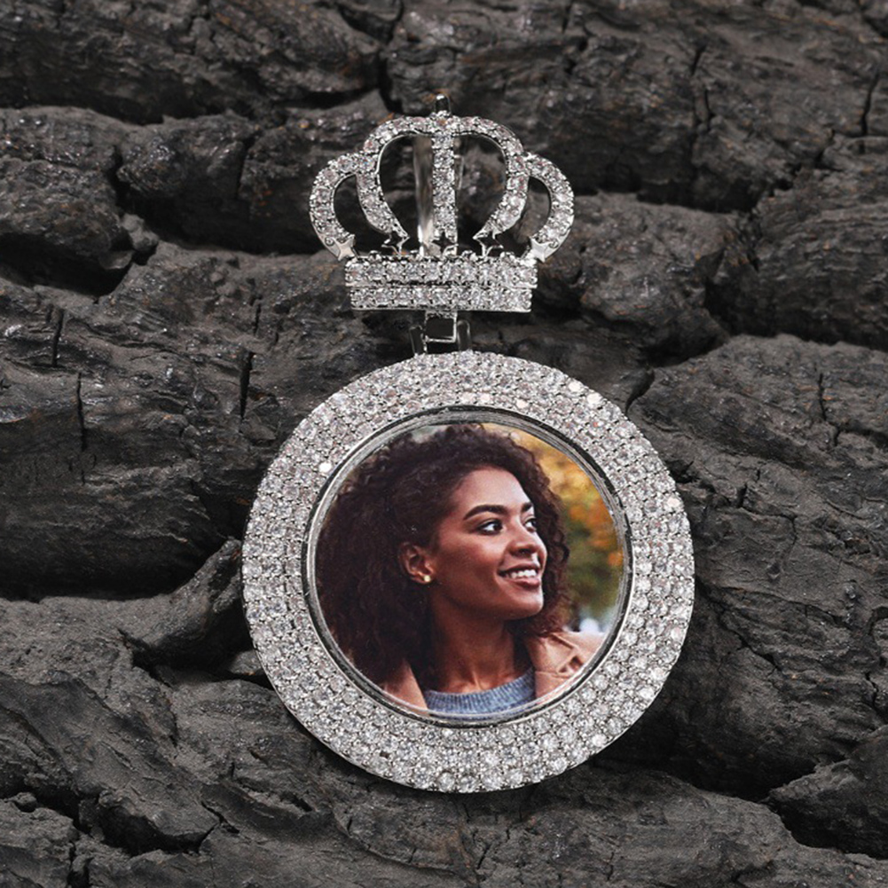 Custom Photo Pendant Necklace Crown Clasp Round Memorial Frame Medal Pendants