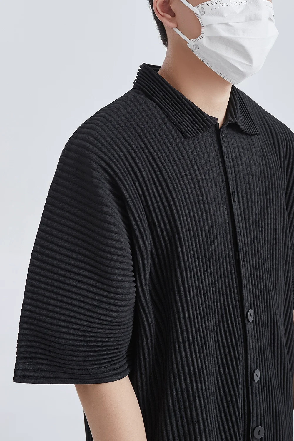 Miyake Lapel Shirt Pleated Short Sleeve T Shirt For Men Plain Shirt Button Up Shirt Summer Clothes For Men Black Casual Top 240409