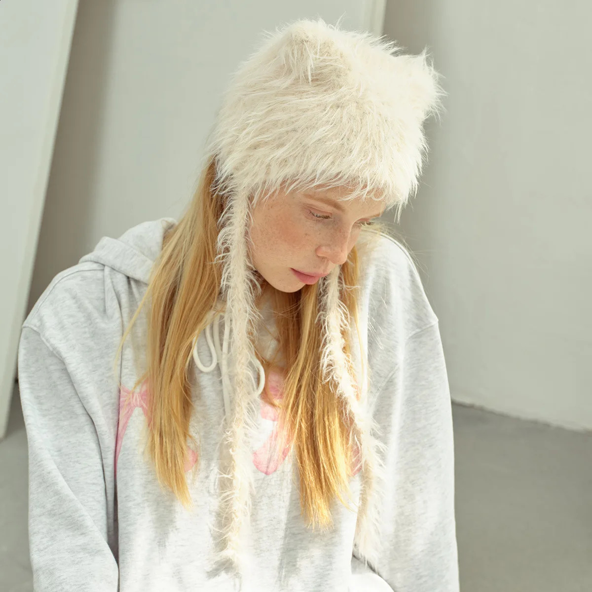 Womens winter dopamine colored bean hat warm soft bomber hat with cute Cats ears Steamed cat-ear shaped bread suitable for girls 241116