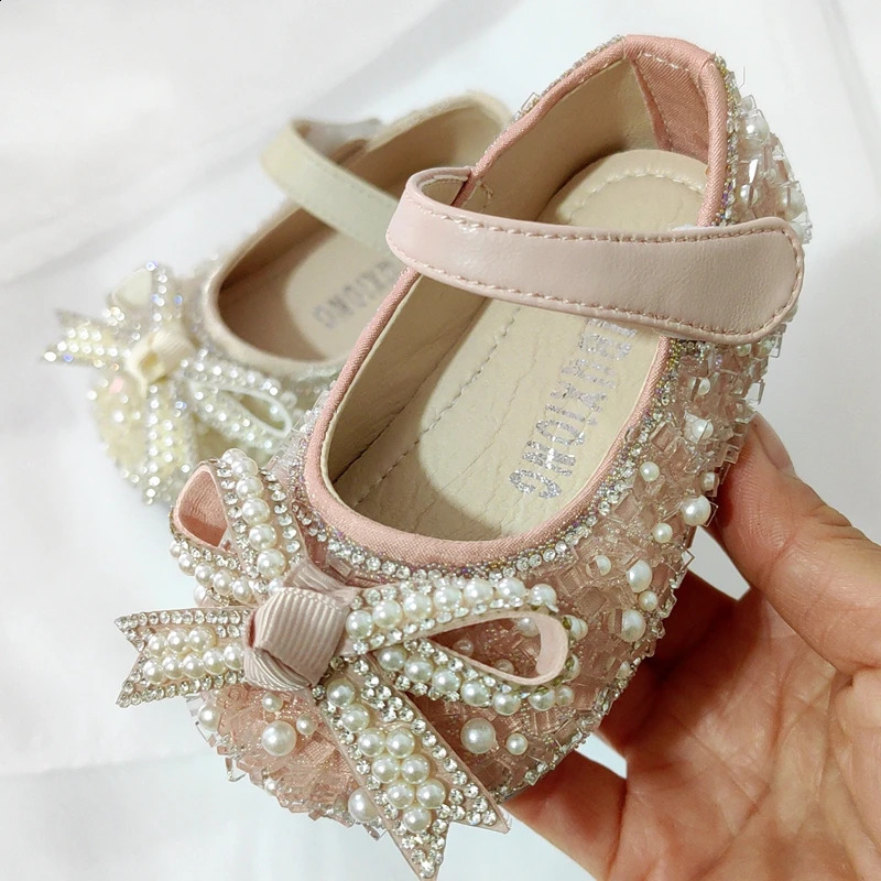 11-15cm High Quality Baby Girl Birthday Party First Step Walker Sparkling Crystal Soft Preschool Shoes Spring 0-3Y Baby Apartment 241116