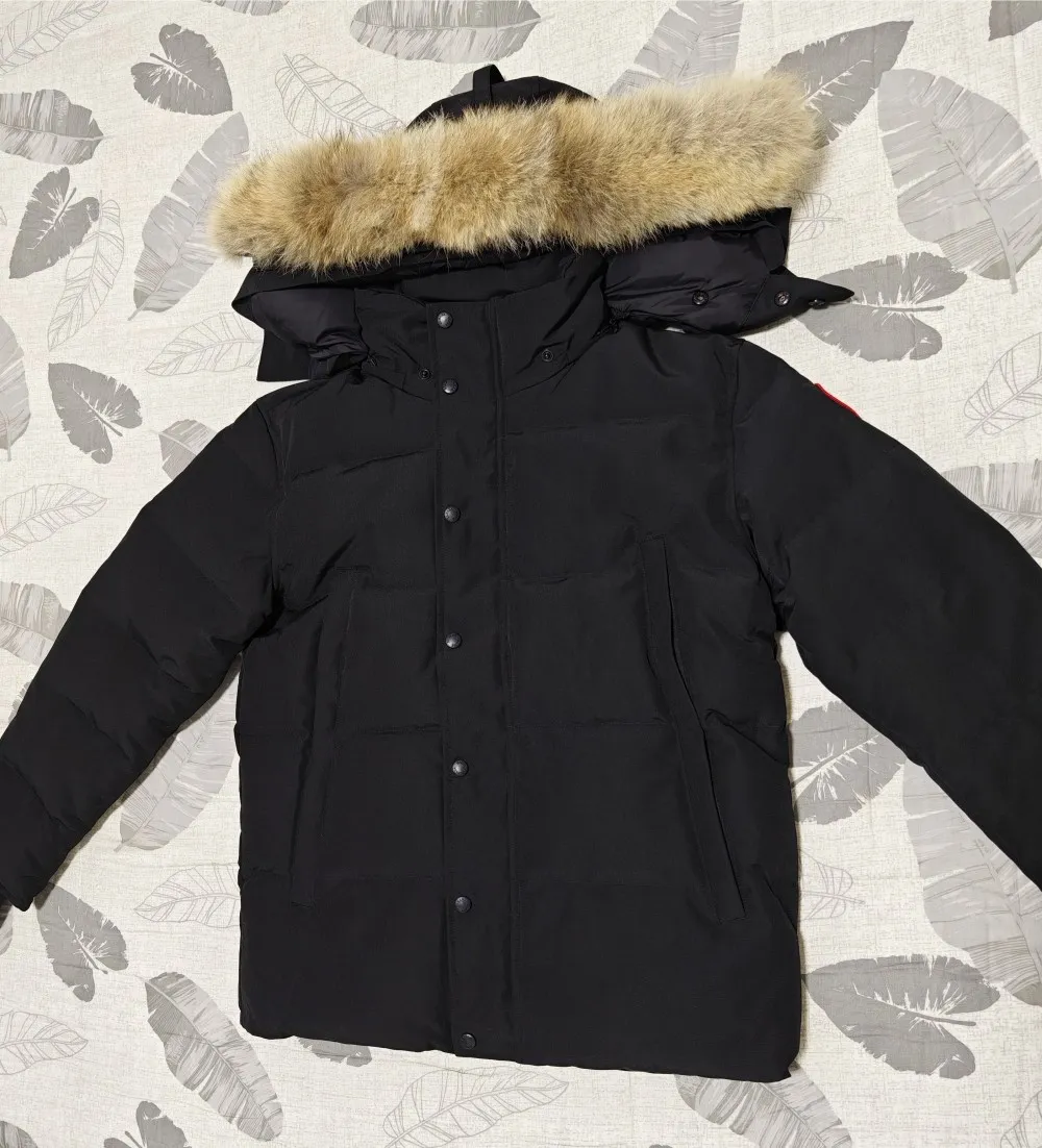 Winter Designer High Quality Mens Parka Down Jacket Coat Fourrure Down Fur Canadian Wyndham Parka Overcoat Clothing Fashion Style Winter Outerwear