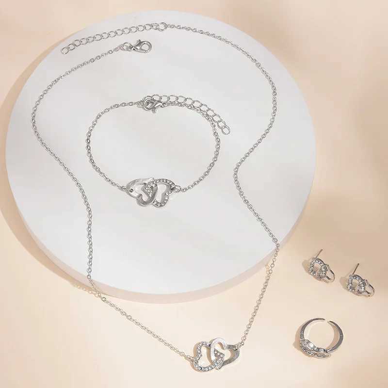 5PCS/Set Heart Shed Jewelry Sets Of Ring Earrings Necklace For Women Elegance Rhinestone Double Heart JewelryXJ241214