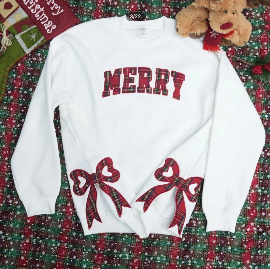 Trendy Merry Side Bow Cut-Out Sweatshirt - Cozy Plaid Christmas Pullover for Women