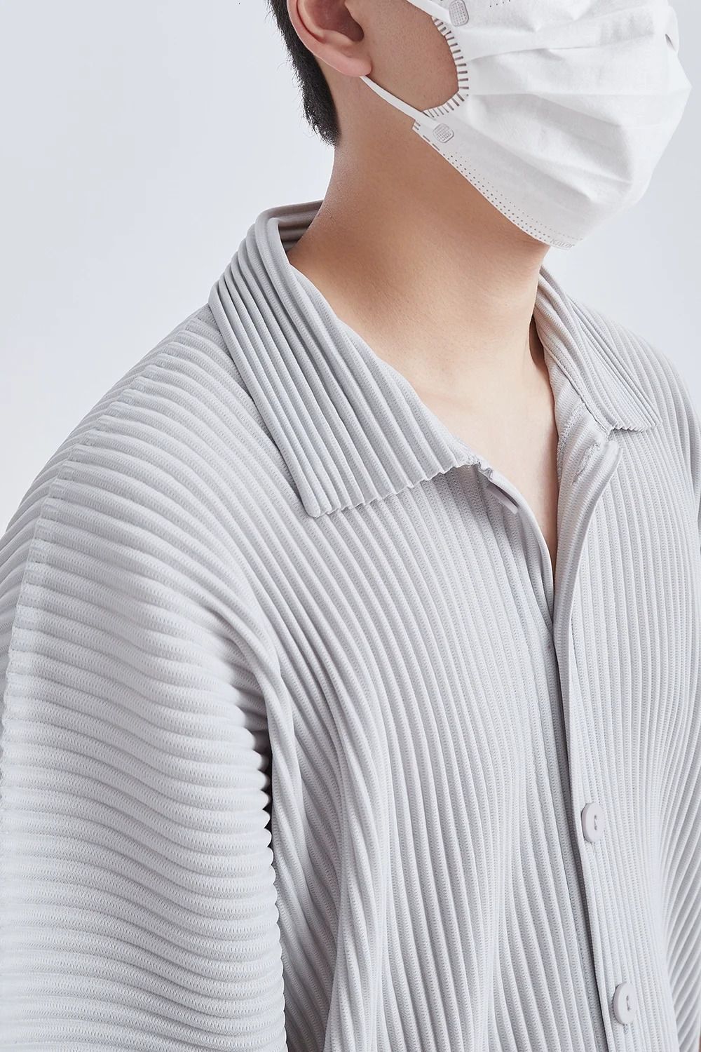 Miyake Lapel Shirt Pleated Short Sleeve T Shirt For Men Plain Shirt Button Up Shirt Summer Clothes For Men Black Casual Top 240409