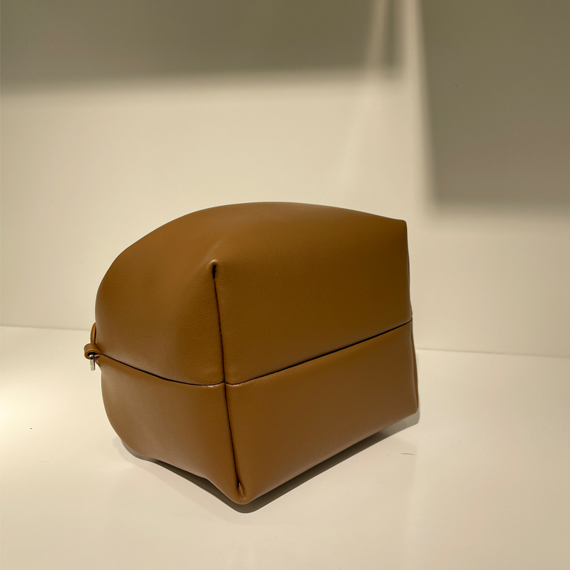 Top Layer Cow Leather Women Handbag Lunch Box Shaped Mini Square Pillow Bags Genuine Leather Check BagVoyage