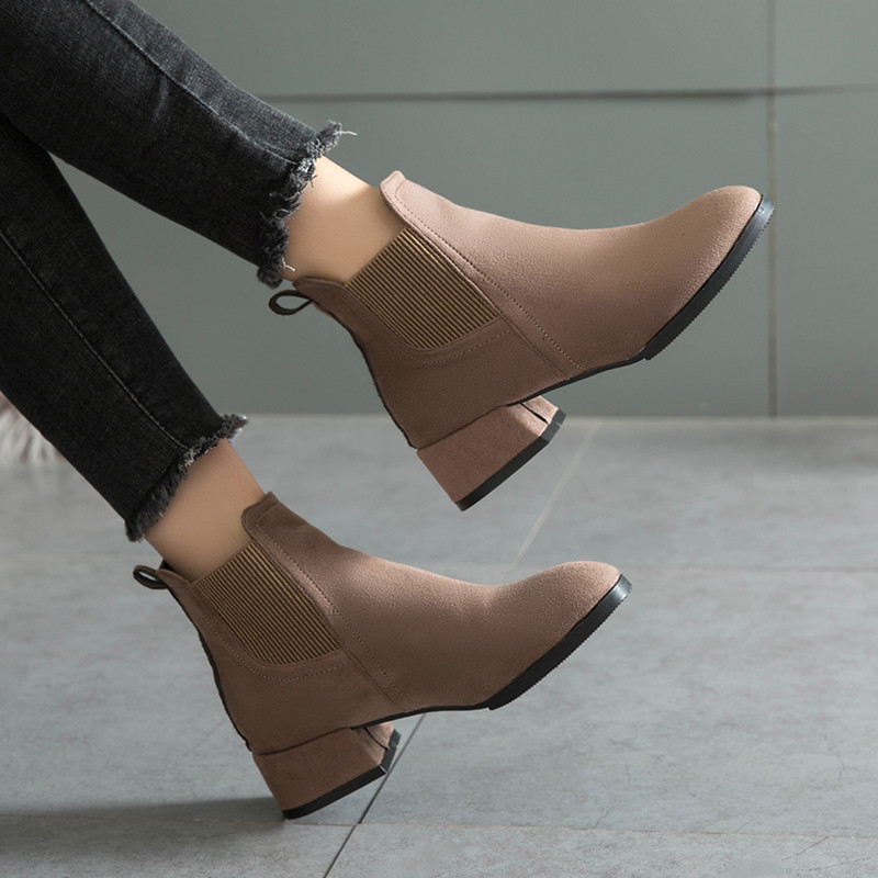 Chic Matte Short Boots: Stylish Round Toe Retro High-Heel Comfort Boots, Black/Tan 6514