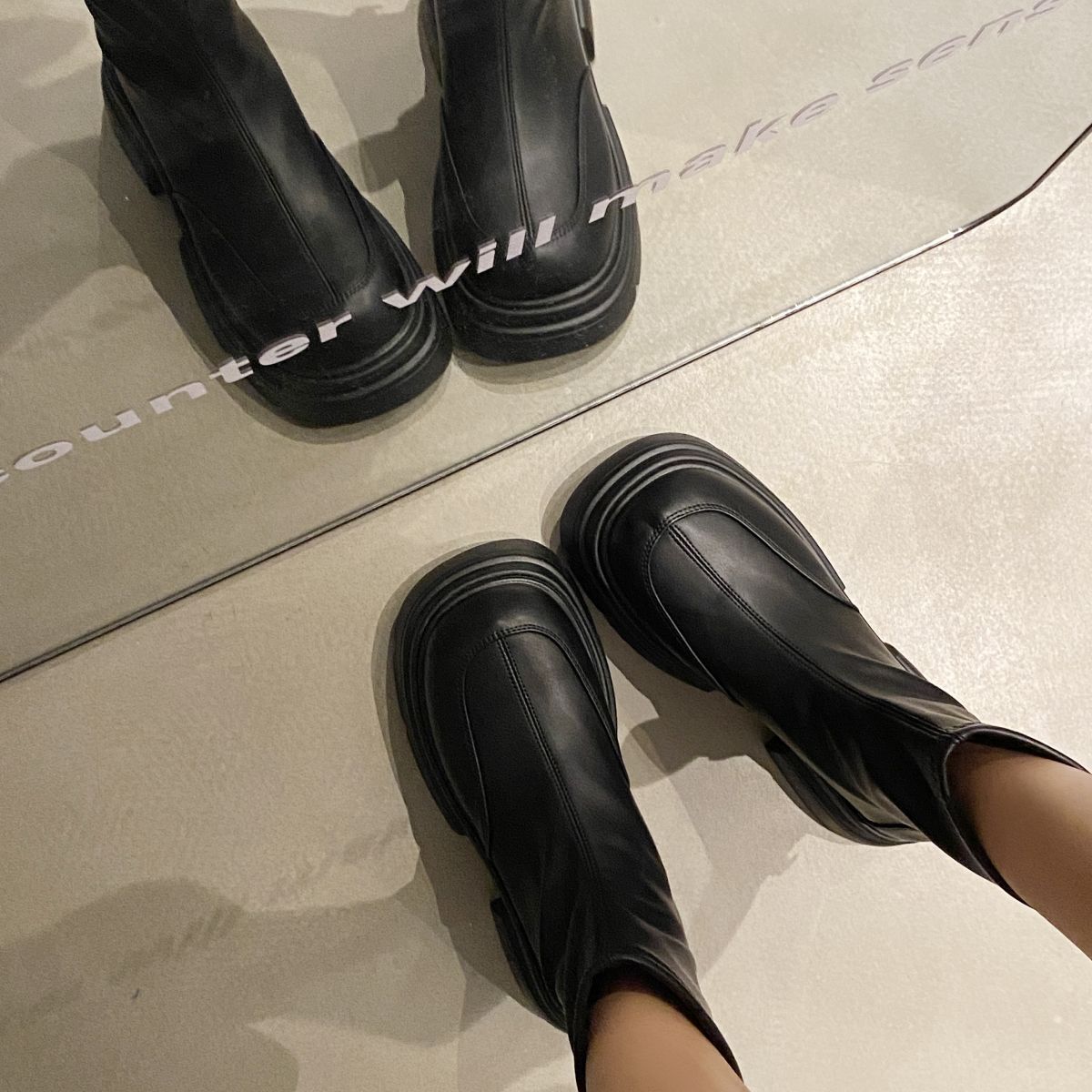 Autumn/Winter Fashionable British Style Thick Soled Versatile Short Boots.