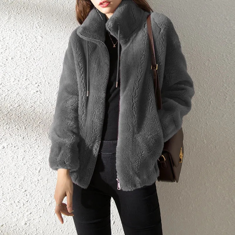 Woman 2024 Fleece Teddy Jacket Cropped Hoodies Plush for Women Long Sleeve Fluffy Zip Up Winter Coat 241116