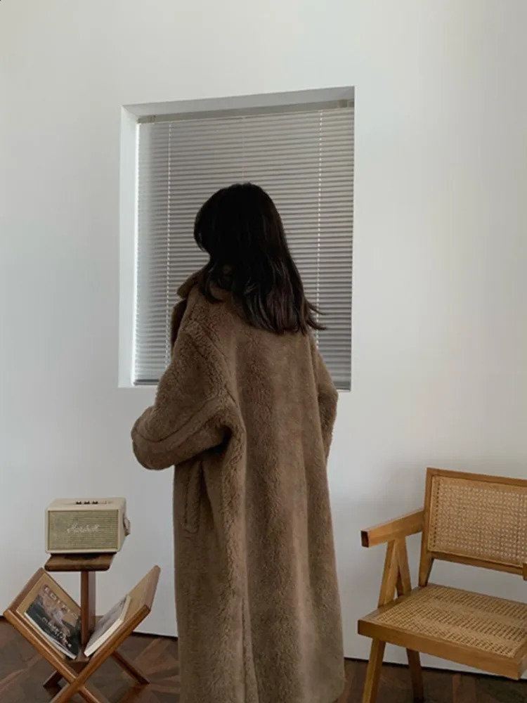 JuneRain Women Winter Longer Faux Fur Warm Coat Long Sleeve Vintage Female Thick Teddy Bear Coat Casual Loose Oversize Outwears 241116 - view 7