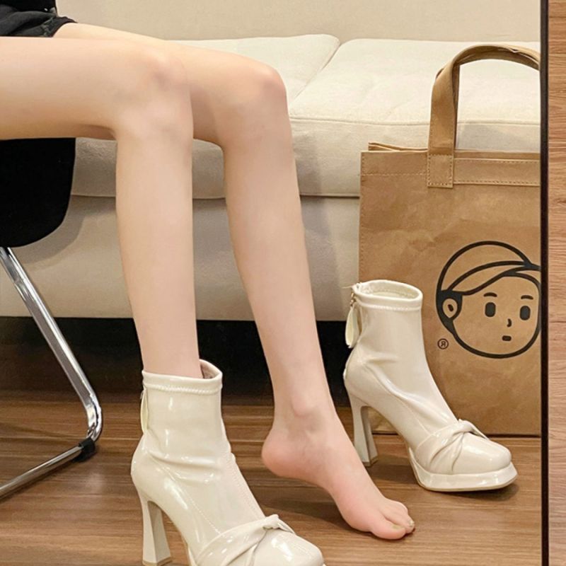 French Korean Versatile Retro Plush Martin Boots Free Shipping.